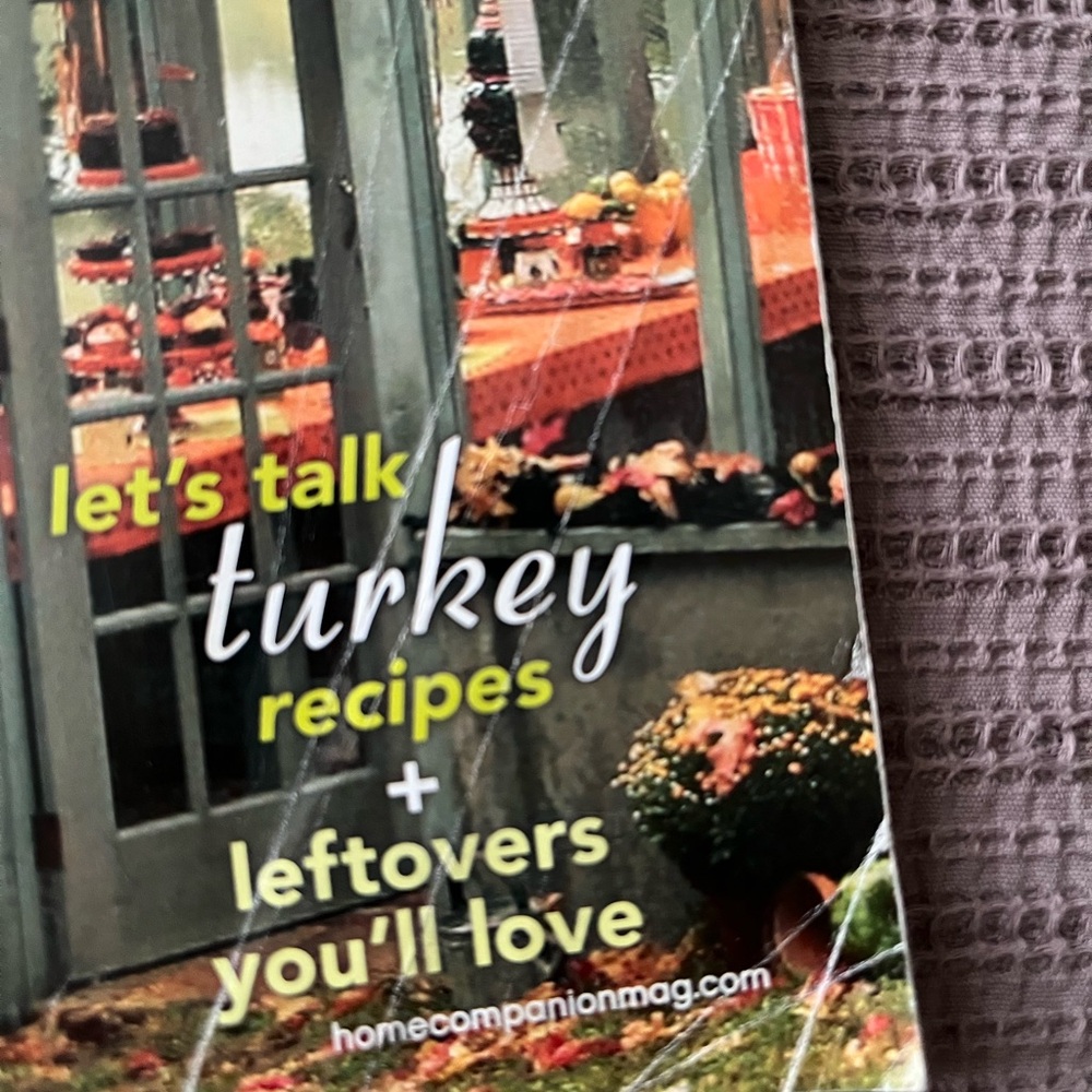 Mary Engelbreits Home Companion Magazine Collection 6 - Picture 8 of 11